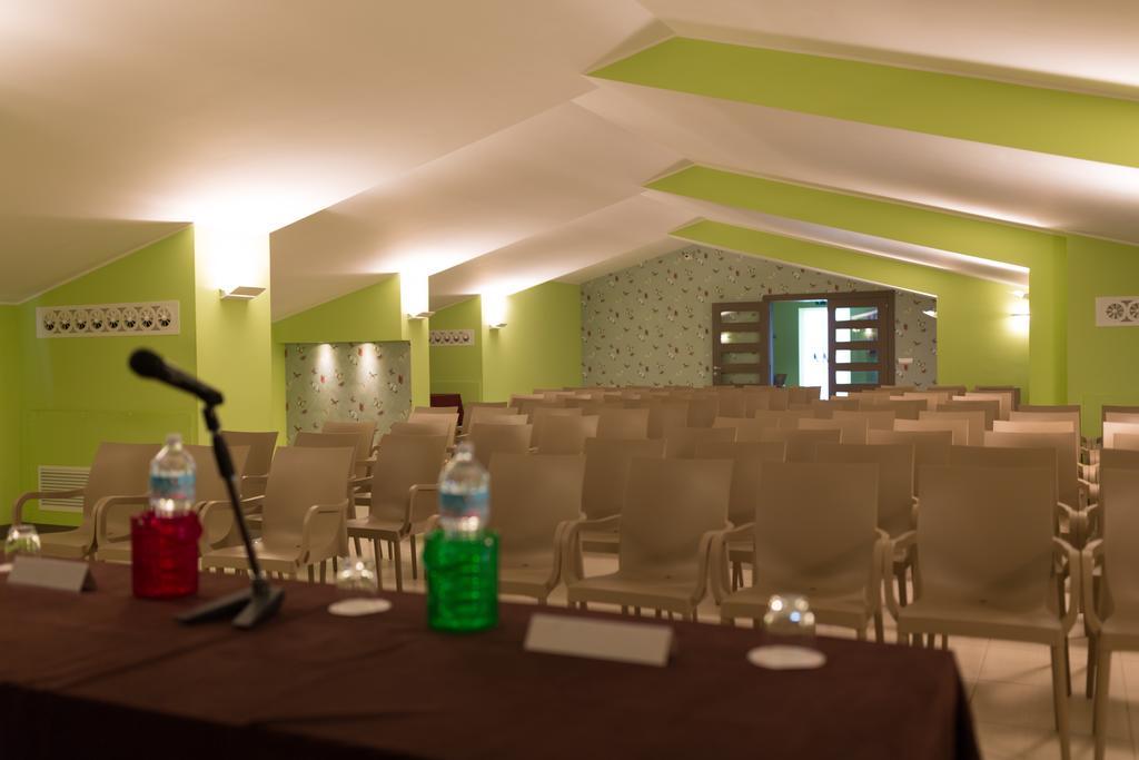 Hotel La Ninfea Montesilvano Marina Kültér fotó