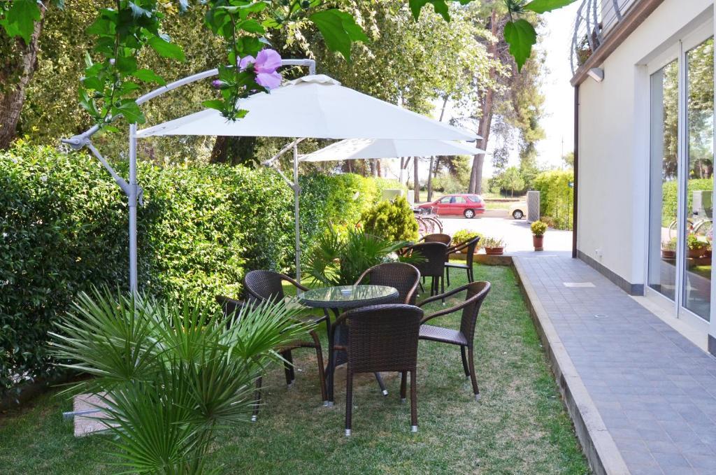 Hotel La Ninfea Montesilvano Marina Kültér fotó