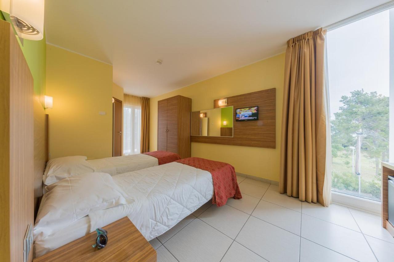 Hotel La Ninfea Montesilvano Marina Kültér fotó